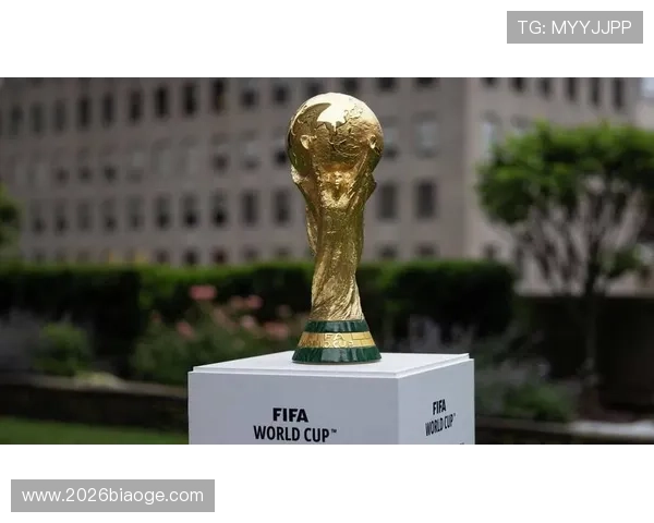 世界杯奖杯模型的制作工艺与材质解析