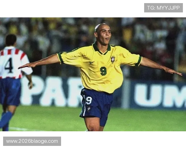 第一届世界杯冠军获得者的传奇故事与他们的足球精神